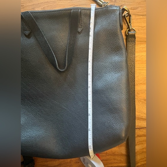 Madewell Black Leather Tote Bag - Picture 7 of 8